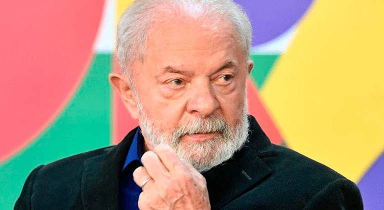 CONVOCAÇÃO do Governo Federal: Beneficiários do Bolsa Família são surpreendidos nesta tarde (28) 1 Canetada de Lula permite que concursos públicos sejam realizados pela Internet!